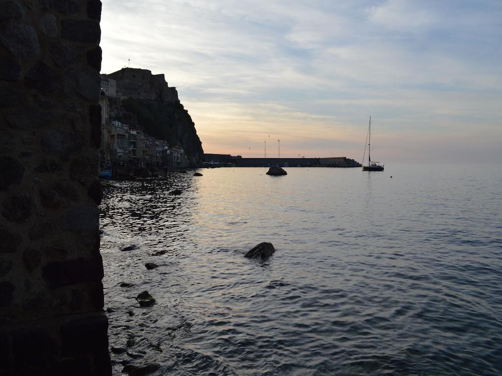 U Catoiu Daire Scilla Oda fotoğraf
